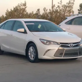 Toyota Camry 2015