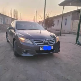 Toyota Camry 2010