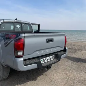 Toyota Tacoma 2019