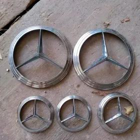 mercedes emblema