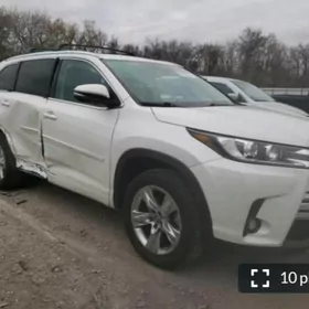 Toyota Highlander 2019