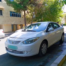 Renault Fluence 2011