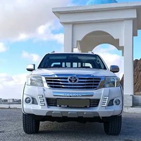 Toyota Hilux 2012