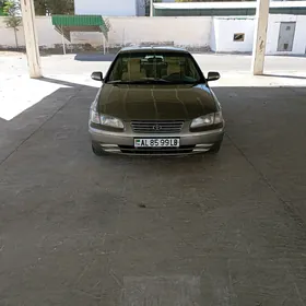 Toyota Camry 1999