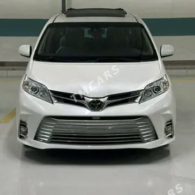 Toyota Sienna 2020