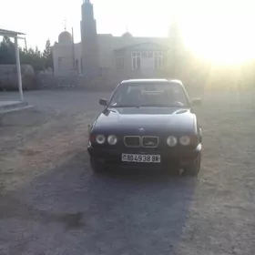 BMW 525 1993