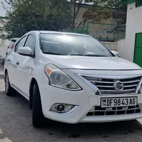 Nissan Versa 2017