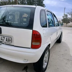 Opel Vita 1995