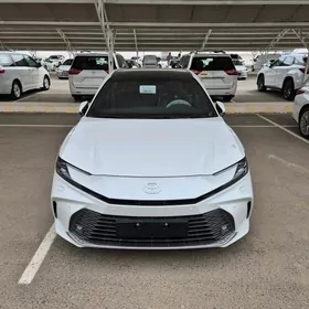 Toyota Camry 2024