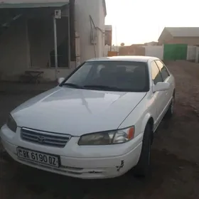 Toyota Camry 1999