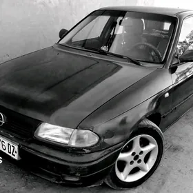 Opel Astra 1996