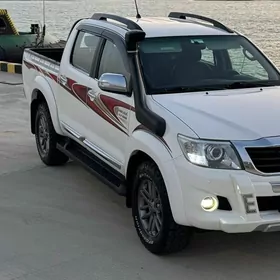 Toyota Hilux 2015