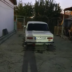 Lada 2104 1980