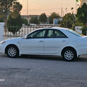 Toyota Camry 2004