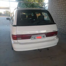 Toyota Previa 1991