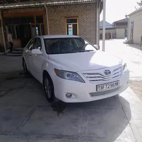 Toyota Camry 2011