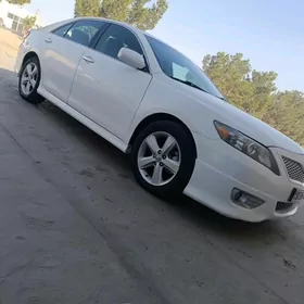 Toyota Camry 2011