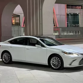 Lexus ES 350 2020