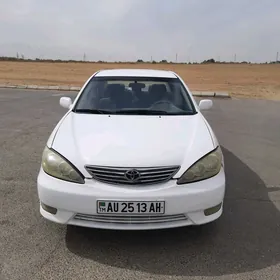 Toyota Camry 2004