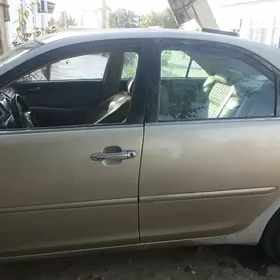 Toyota Camry 2003