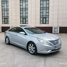 Hyundai Sonata 2011