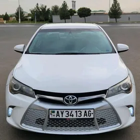 Toyota Camry 2015