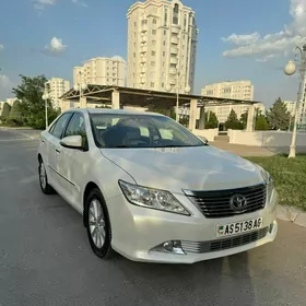 Toyota Camry 2013