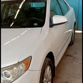 Toyota Camry 2012