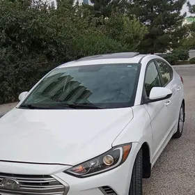 Hyundai Elantra 2018