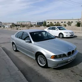 BMW E39 2002