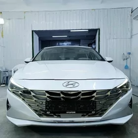 Hyundai Elantra 2021