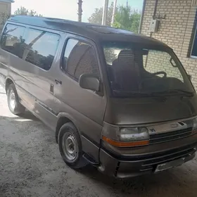 Toyota Hiace 1989