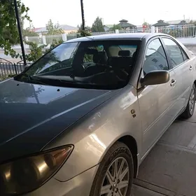 Toyota Camry 2005