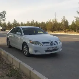 Toyota Camry 2011