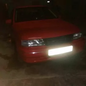 Opel Vectra 1992