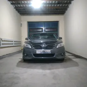 Toyota Camry 2010