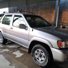 Nissan Pathfinder 2003