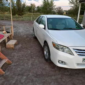 Toyota Camry 2010