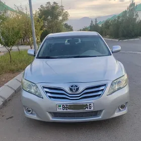 Toyota Camry 2010