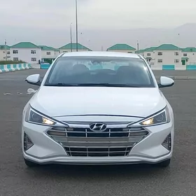 Hyundai Elantra 2020