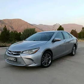 Toyota Camry 2017