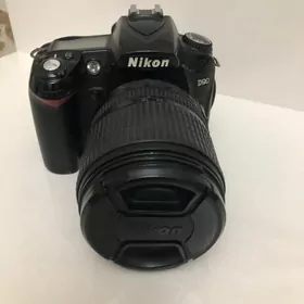 Nikon D 90