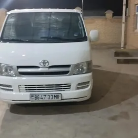 Toyota Hiace 2007