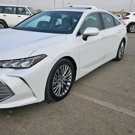 Toyota Avalon 2019