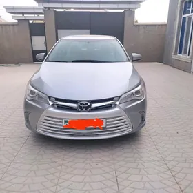 Toyota Camry 2017