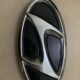 Hyundai emblema