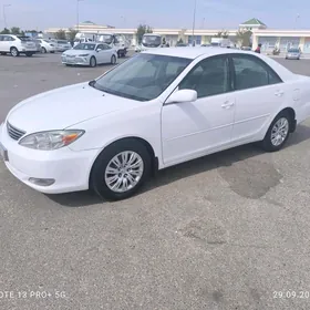 Toyota Camry 2004