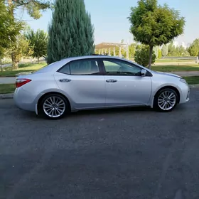 Toyota Corolla 2014