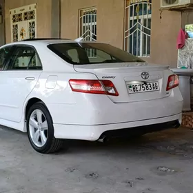 Toyota Camry 2008