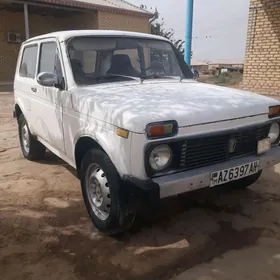 Lada Niva 1982